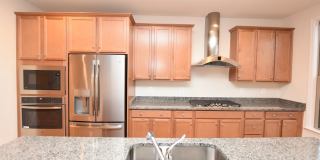 42452 DOGWOOD GLEN Square Gallery 5