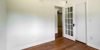 Coastal Charm in the Heart of Port Royal Gallery 52