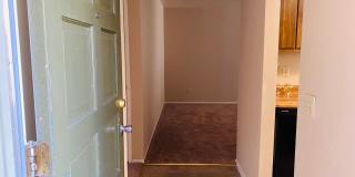 Central Location, Easy Commute Gallery 1