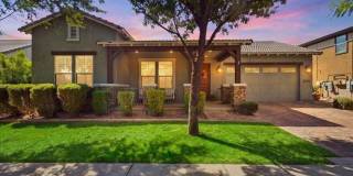 BEAUTIFUL 4 BEDROOM 2.5 BATH HOME IN A GREAT LOCATION, BEAUTIFUL UPGRADES & A BACKYARD YOU'LL LOVE! BEAUTIFUL 4 BEDROOM 2.5 BATH HOME IN A GREAT LOCATION, BEAUTIFUL UPGRADES & A BACKYARD YOU'LL LOVE! Gallery 1