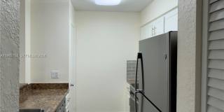 2811 N Oakland Forest Dr Gallery 3