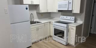 112 N Prairie Gallery 1