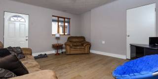 4 bedroom in South Side Gallery 6