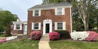 CHARMING COLONIAL IN KENSINGTON  CLOSE TO NIH JOINT BASE BETHESDA Gallery 1