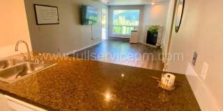 Spacious, Modern Northgate Condo w/ Quartz Kitchen, Secure Parking, Pool & Light Rail Access Gallery 23