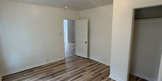 900 E. 19th St. Gallery 8