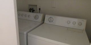 Unfurnished Free Standing home in a comfortable cul-de-sac Gallery 17