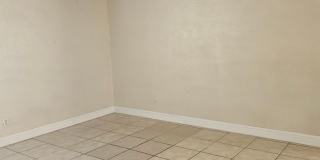 1 BEDROOM 1 BATH NEWLY RENOVATED CONDO Gallery 12