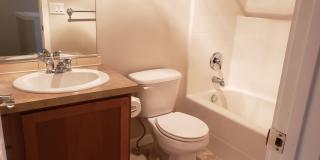 Rare Liberty Lake Townhome in Rocky Hill – 3 Bed, 2.5 Bath End Unit Available July 15th Gallery 19