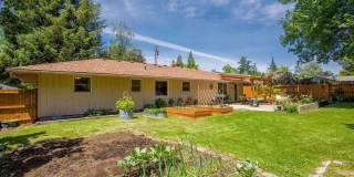 East Medford Ranch Home on large lot!  | Available Mid-July Gallery 14