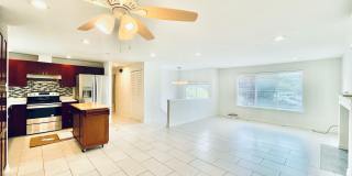 Beautifully Renovated 5 Bedroom House with Large Yard! Gallery 7