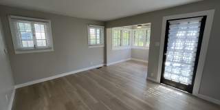 1649 ROSLYN ST Gallery 4