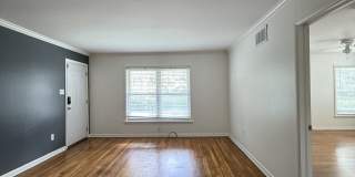 3301 Bull St Gallery 8