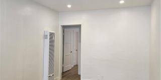 4310 Overland Gallery 6