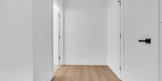 2843-2845 E. Folsom Street Gallery 6