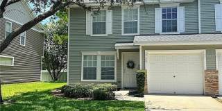 13129 THOROUGHBRED Loop Gallery 1