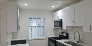 Remodeled 1 Bedroom Unit in Orange Gallery 1