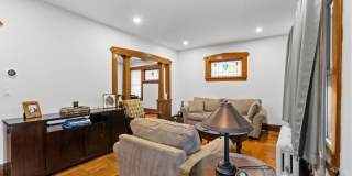 199 E 7Th St Gallery 15