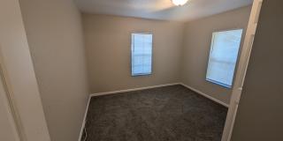 3705 E North Bay St Gallery 8