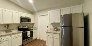 The Rhoads Gallery 16