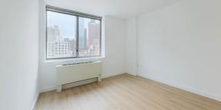 Hudson Crossing Hudson Crossing Gallery 61