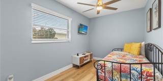 5240 SW 2nd Place Gallery 21