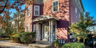 128 Congdon Street Gallery 1