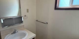 The Perfect House for Roommates, 6bdrms, 3.5 baths, 1.5 miles from Oregon Tech and Sky Lakes Medical Center Gallery 12