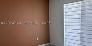 663 SE 13th St Cir Gallery 3