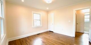 2128 Jackson Street Gallery 16