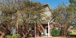 2033 Queens Ct Gallery 1