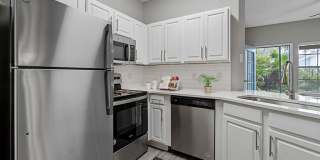 Elliot Baymeadows Gallery 22