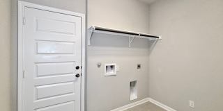 4 Bedroom Home with Pool in Kinder Ranch! Gallery 19