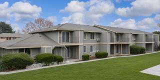Hood Manor Apartments Gallery 1