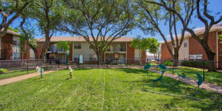 Crestbrook Apartments Gallery 8