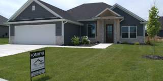 Beautiful 3 Bed 2 Bath Ranch In The Brooks! Gallery 1