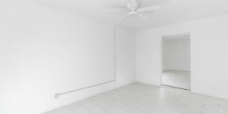 916 S Tays Street Gallery 4