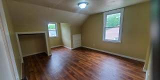 520 Burroughs Gallery 27