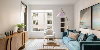 Belle on Bev Belle on Bev Gallery 3