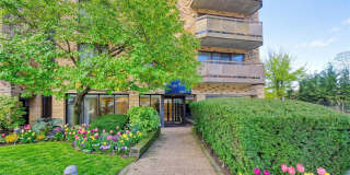 141 Great Neck Road Gallery 1