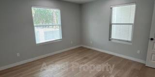 6617 N 5th Street Gallery 6