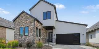 Luxury 3-Bedroom Home on Private Lake in Timnath Gallery 1