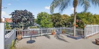 1095 Anchor Point Gallery 44