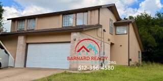 Available July 25: Spacious 3 Bedroom, 2.5 Bath Duplex with Garage Gallery 1