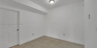 2421 NW 96th Ter Gallery 33