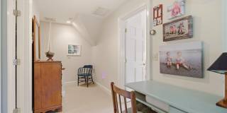 158 Narragansett Avenue Gallery 21