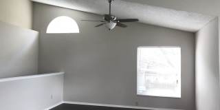 Siesta Lago - gated community- 1/1 unit on 2nd floor Gallery 9