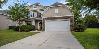 The Space You've Been Looking For – 5BR Home with Massive Loft & Main-Level Primary Suite Gallery 1