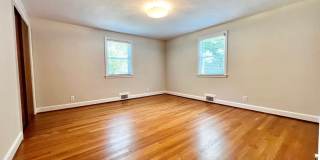 Main Street, Glastonbury single family home Gallery 27