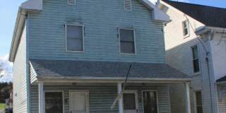 Recently Renovated 2 Bedroom Duplex Gallery 1